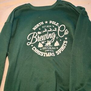 SHEIN Green Christmas Crewneck Sweater
